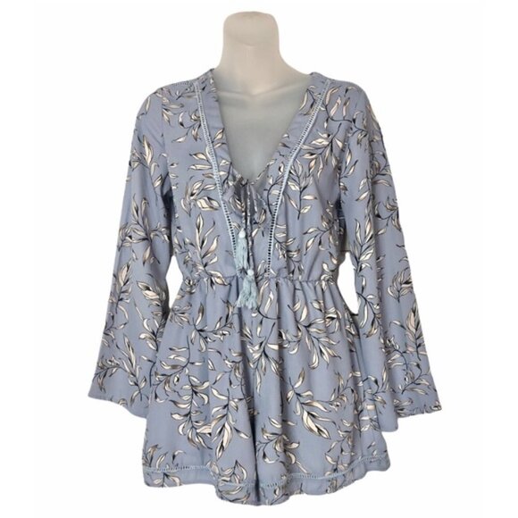 Boutique The Hanger Blue Floral V-Neck Bell Sleeve Romper S - Picture 1 of 12